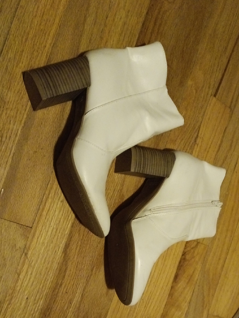 Old Navy White Ankle Booties with Stacked Brown Heel